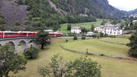 Fahrt mit dem Bernina-Express (Kreisviadukt von Brusio)