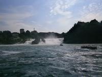 Der Rheinfall in seiner ganzen Größe