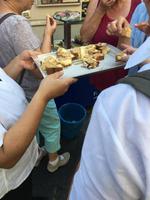 Castelbuono - wir probieren Pannettone mit Mannacreme