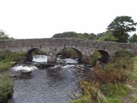 Straßenbrücke von Postbridge, Dartmoor