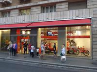 Ferrari - Geschäft in Rom