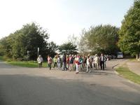 auf dem Weg zur Kirche