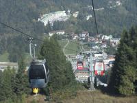 Mit der Seilbahn geht es wieder nach unten