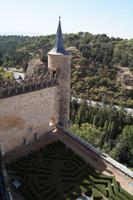 05-10-2016 Segovia, Palastgärten des Alcázar