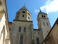 Cluny, erhaltene Türme des Querschiffs: Clocher de l'Eau Bénite und Tour de l'Horologe