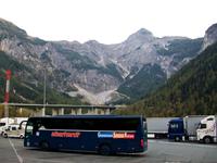 Unser Reisebus auf der Tauernalm