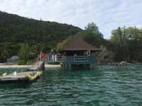 Herzerweichender Abschied vom ersten teil der Reisegruppe