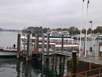 Im Hafen von Arona.