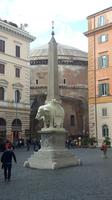 Piazza della Minerva (Berninis Elefant mit Obelisk) 