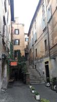 Via dei Coronari (Blick in eine typische Seitengasse)