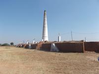 Ziegelei auf dem Weg von Jaipur nach Udaipur