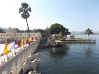 Jag Mandir - Garten im Pichola-See