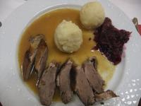 Im ersten Weihnachtsfeiertag isst man in Österreich gern Gänsebrust