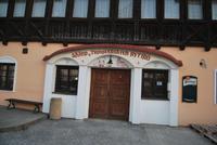 Eingang zum Tempel-Ritter Weinkeller