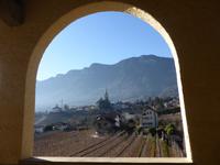 Kaltern - Blick zur Kalterer Kirche von Kellerei Kettmeir