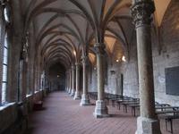 Einzigartig: Ein Doppelkreuzgang. 