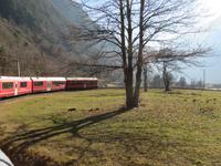 044 Fahrt mit dem Bernina-Express - Fahrt über das Kreisviadukt von Brusio