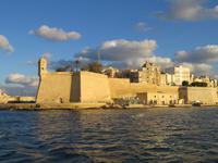 St. Michael mit dem Wachturm Gardjola
