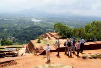 Auf dem Plateau des Sigiriya Löwenfelsens