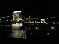 Budapest bei Nacht - Kettenbrücke
