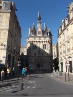 Porte Cailhau: Bordeaux' schönstes Stadttor, Feldseite 