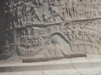 Das Relief an der Trajanssäule erzählt römische Geschichte .