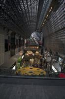 Ankunft an der Kyoto Station mit Besichtigung des beeindruckenden Bahnhofs