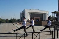 Wachablösung an der Nationalfahne