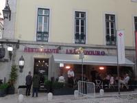 Abendessen im Restaurant in Lissabon 