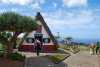 Traditionelle Häuser in Santana