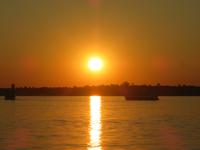 Vic Falls - Bootsfahrt auf dem Sambesi  - Sonnenuntergang