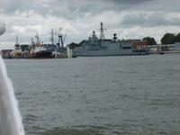 Horumersiel, Wattschiffahrt zum Jade-Weser-Port