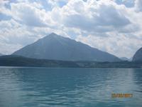 Mit dem Schiff von Thun nach Interlaken