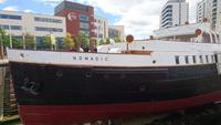 Die Nomadic, letztes betriebsfähiges Schiff von Harland & Wolff, einst Zubringer der Titanic