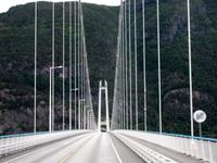 Auf der Hardangerbrücke