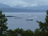 136 Molde - Blick auf den Romsdalfjord und Fährschiffe