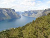Stegasteinen Blick zum Aurlandsfjord