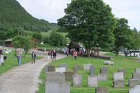 Friedhof vor der Kirche