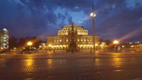 Nachtwächter-Rundgang in der Altstadt Dresdens - Semperoper