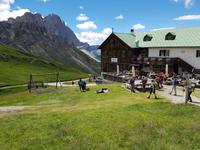 Wandern in Südtirol (Italien) – Dolomiten Wanderreise in Sterzing Astjoch – Sellajoch – Seiser Alm – Gemeinschaftsalm Fane – Burkhardtsklamm – Ratschinger Almenweg – Tatschsp (130)