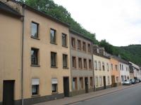 Typische Häuserzeile, Eifel