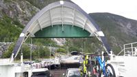 Fährüberfahrt von Fodnes nach Manheller (Sognefjord)
