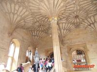 Hinein geht es in die Große Halle - was der sprechende Hut uns wohl sagen wird?