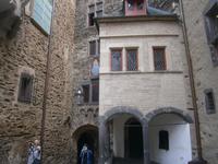 Ebenfalls im Innenhof der Burg Eltz