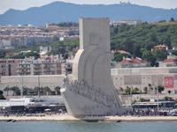Lissabon - Ausfahrt aus den Hafen, Entdeckerdenkmal