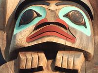 Auszug eines Geschichterzaehlenden Pfahles