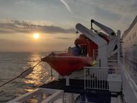 Sonnenaufgang auf der Nordsee