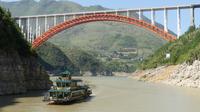 Wushan, Einfahrt in den Yangtze-Nebenfluss zu den kleinen drei Schluchten