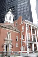 Weiterfahrt mit BIG BUS entlang der 