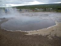 Ein ruhender Geysir